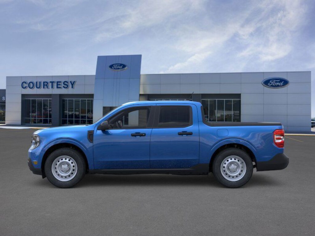New 2025 Ford Maverick XL Truck SuperCrew