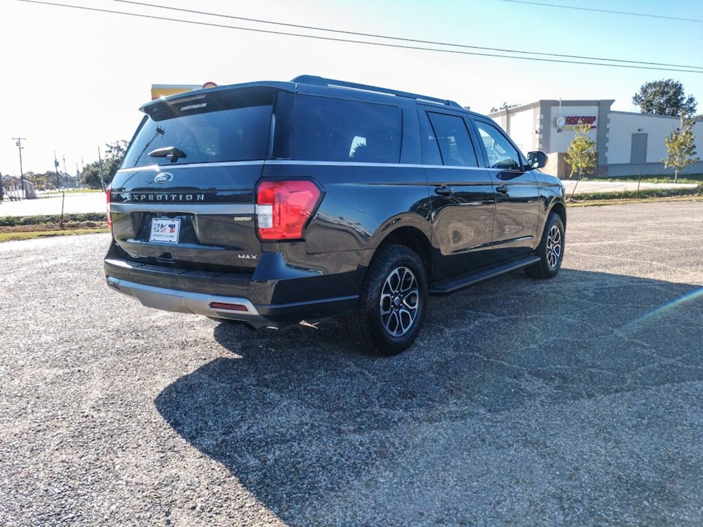 Used 2024 Ford Expedition Max XLT SUV