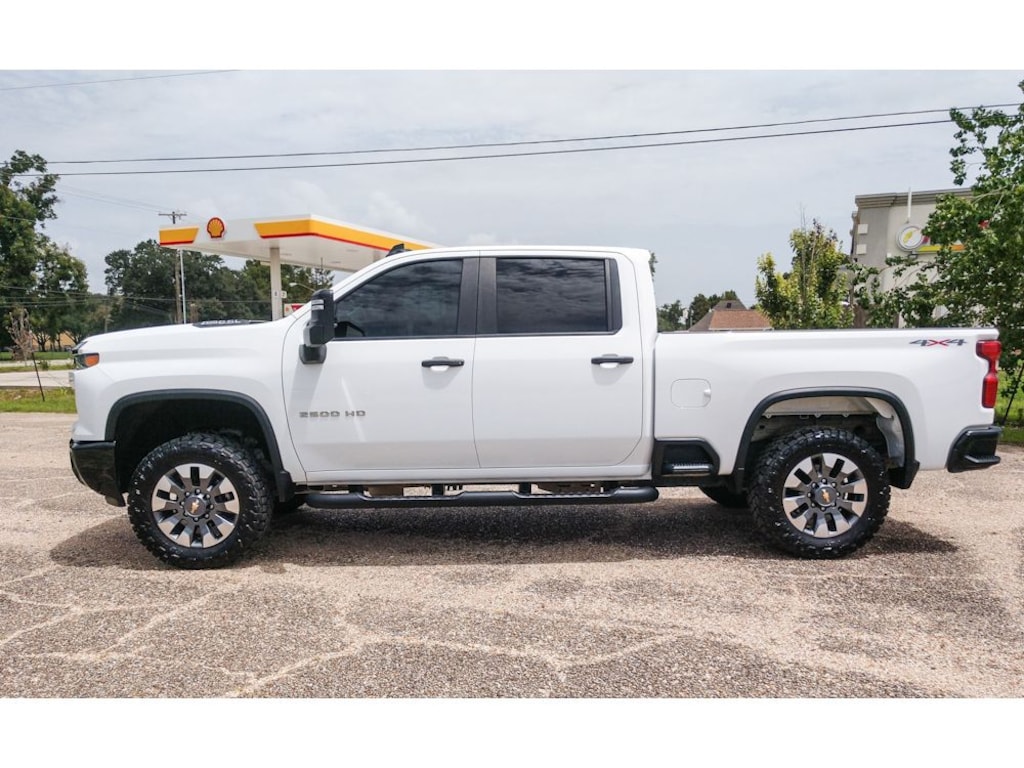 Used 2024 Chevrolet Silverado 2500 HD Custom Truck Crew Cab