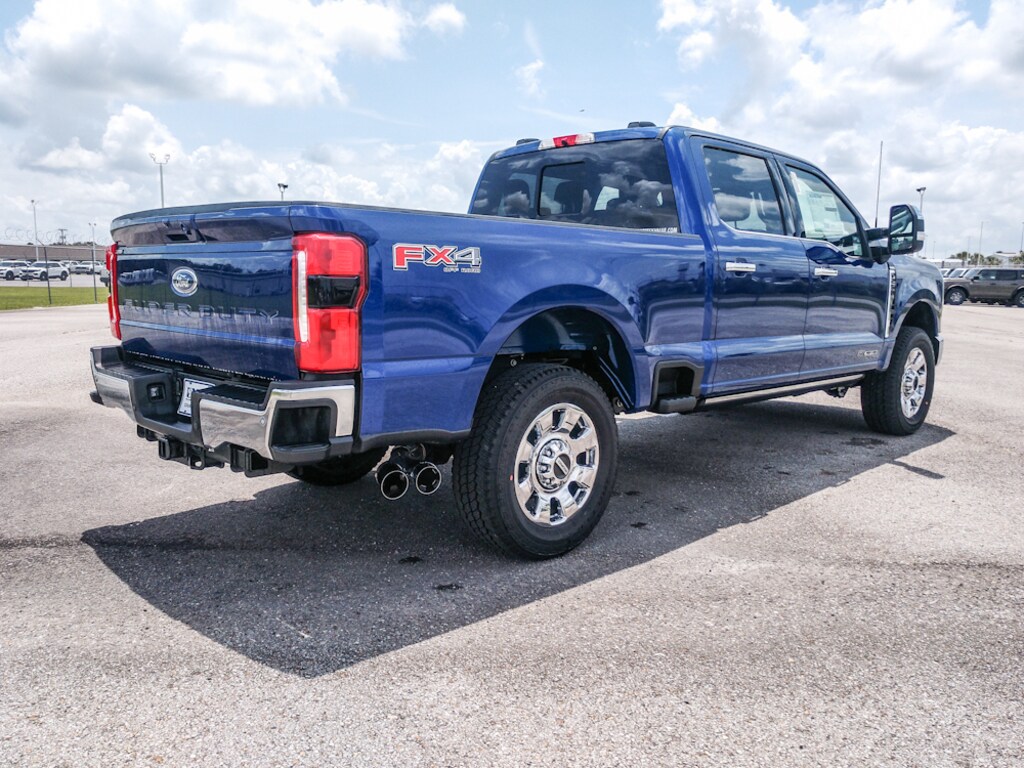 New 2026 Ford F-250 Lariat Truck Crew Cab