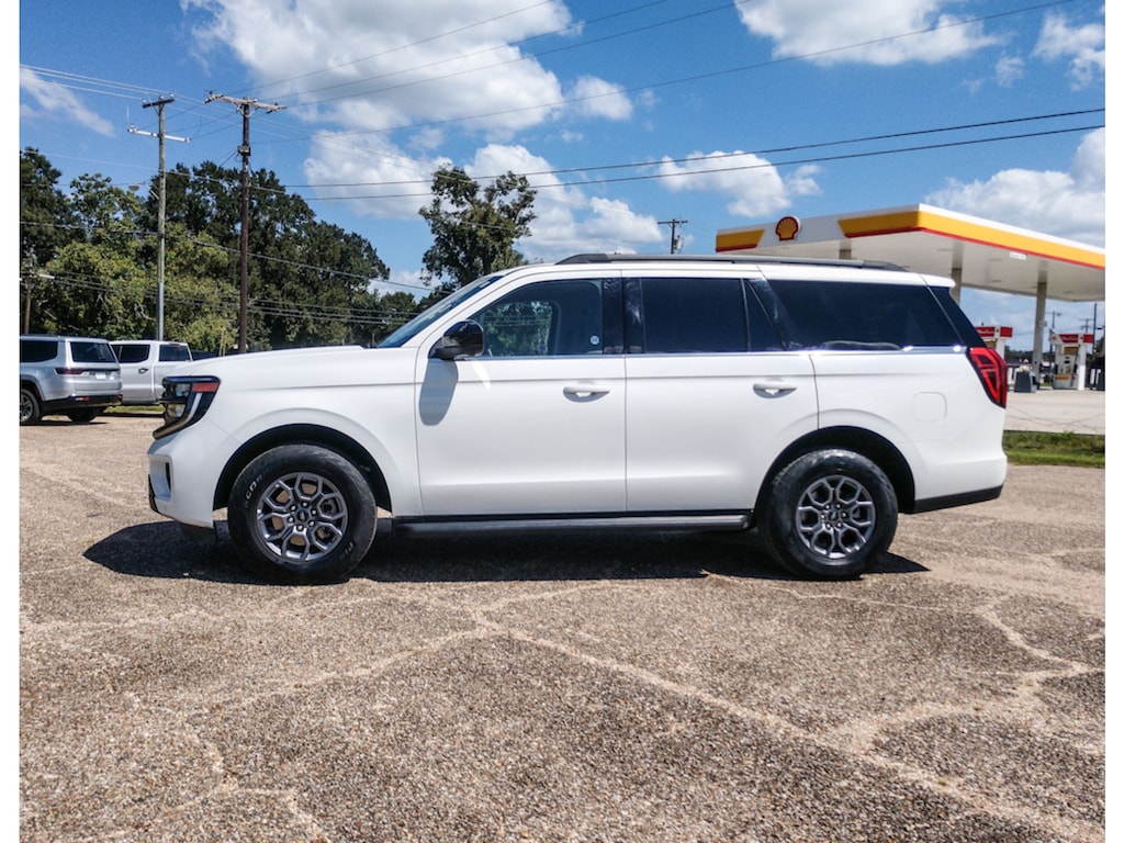 Used 2025 Ford Expedition Active SUV