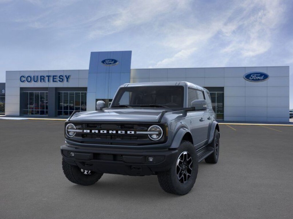 New 2025 Ford Bronco Outer Banks SUV