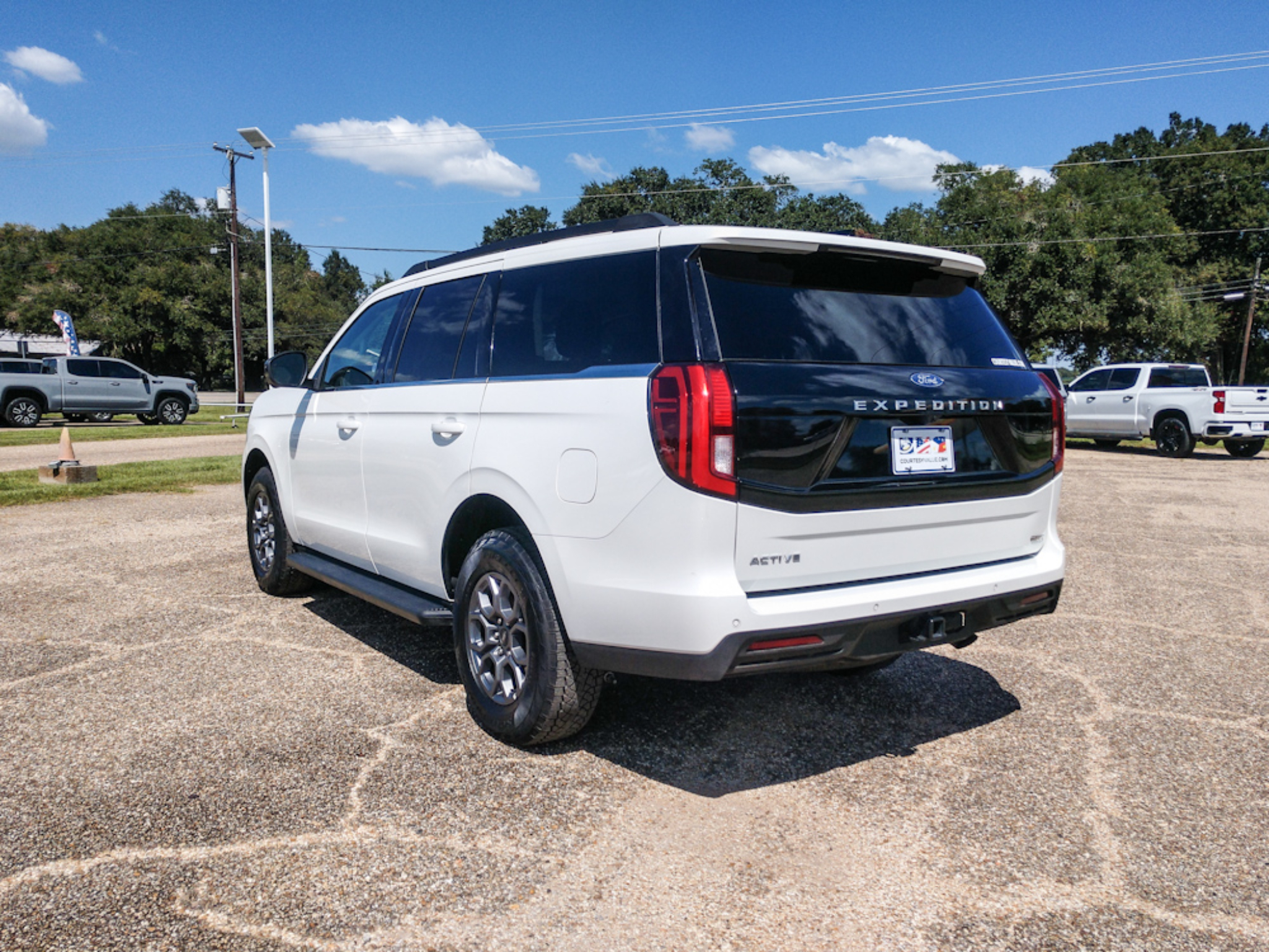 Used 2025 Ford Expedition Active SUV