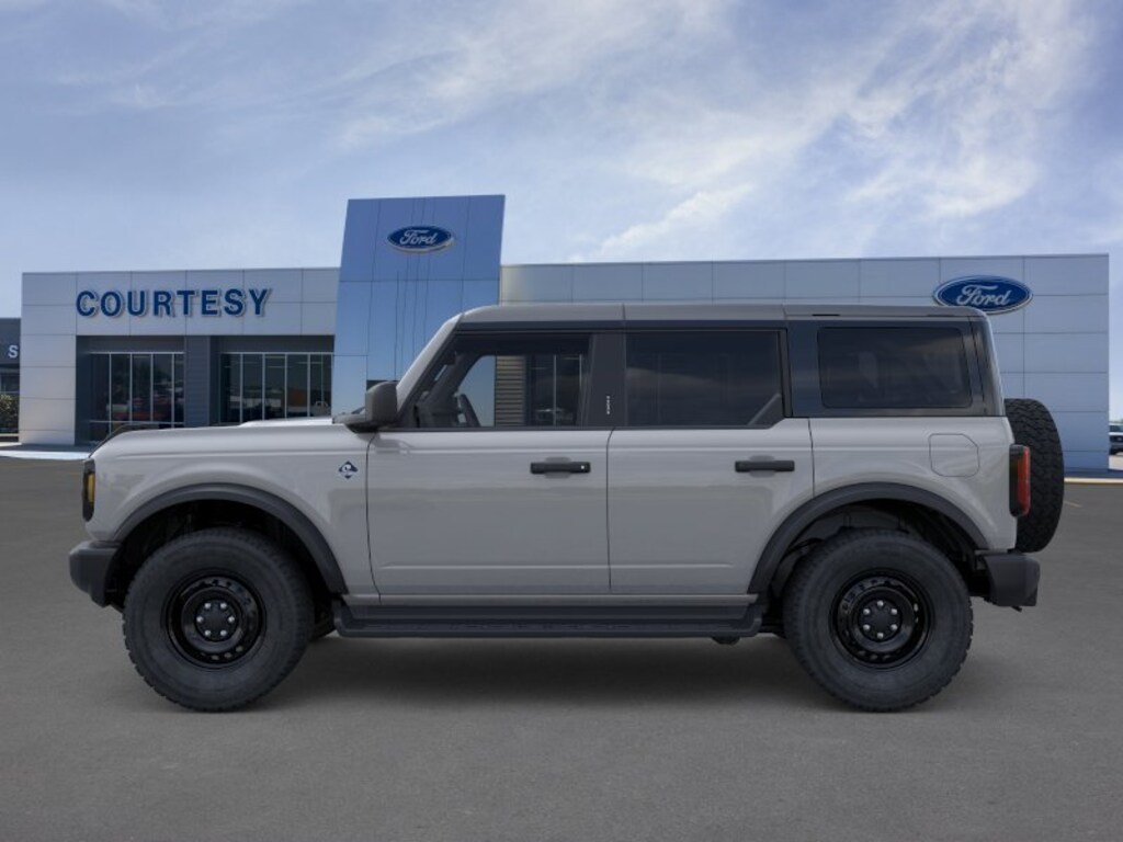 New 2026 Ford Bronco Outer Banks SUV