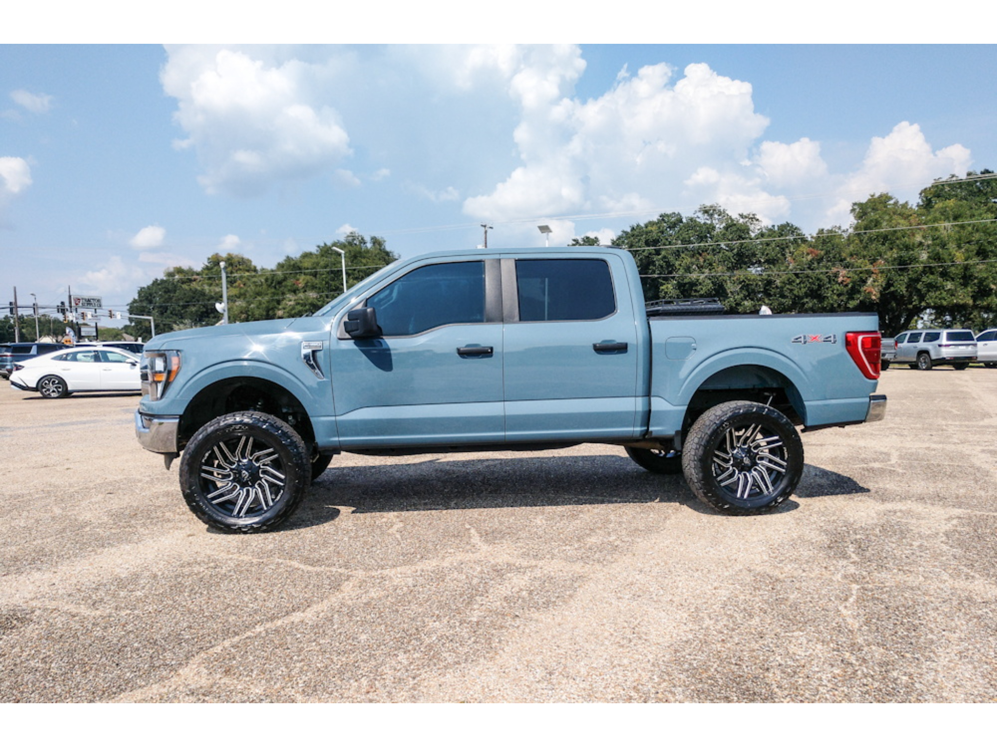 Used 2023 Ford F-150 XLT Truck SuperCrew Cab