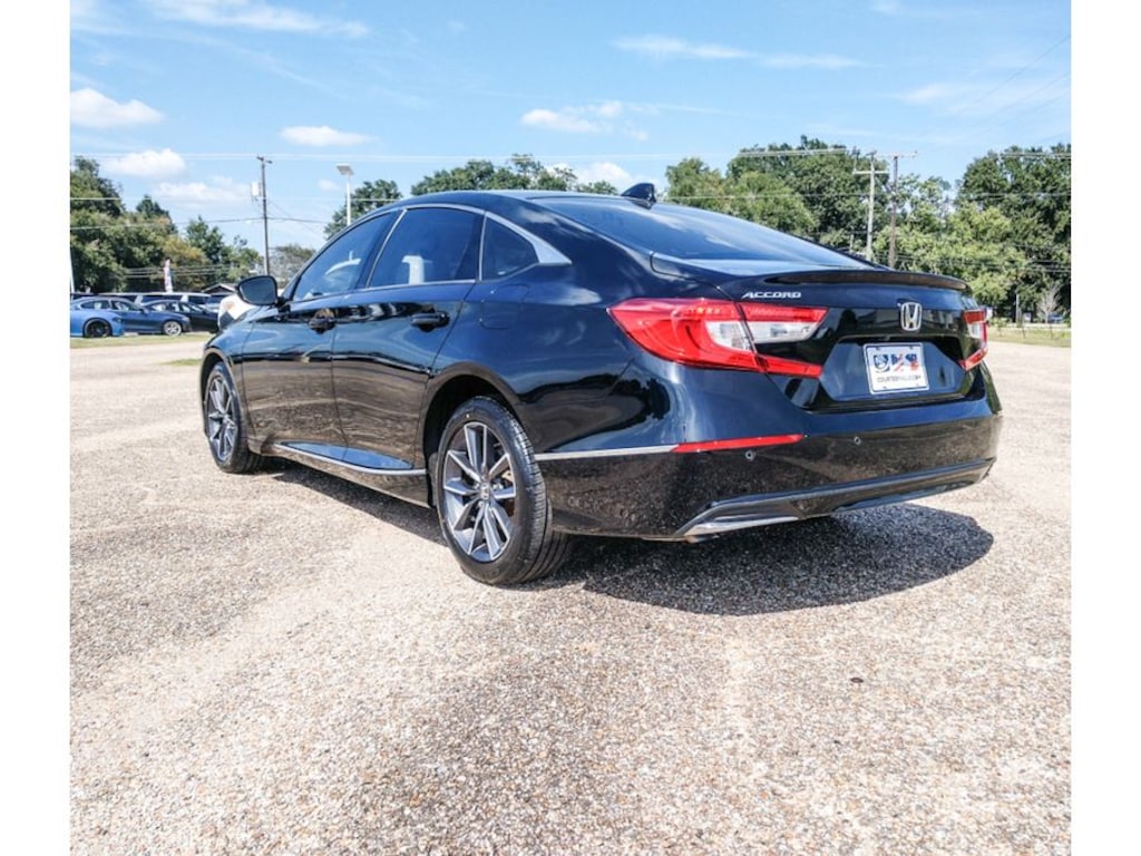 Used 2022 Honda Accord EX-L Sedan