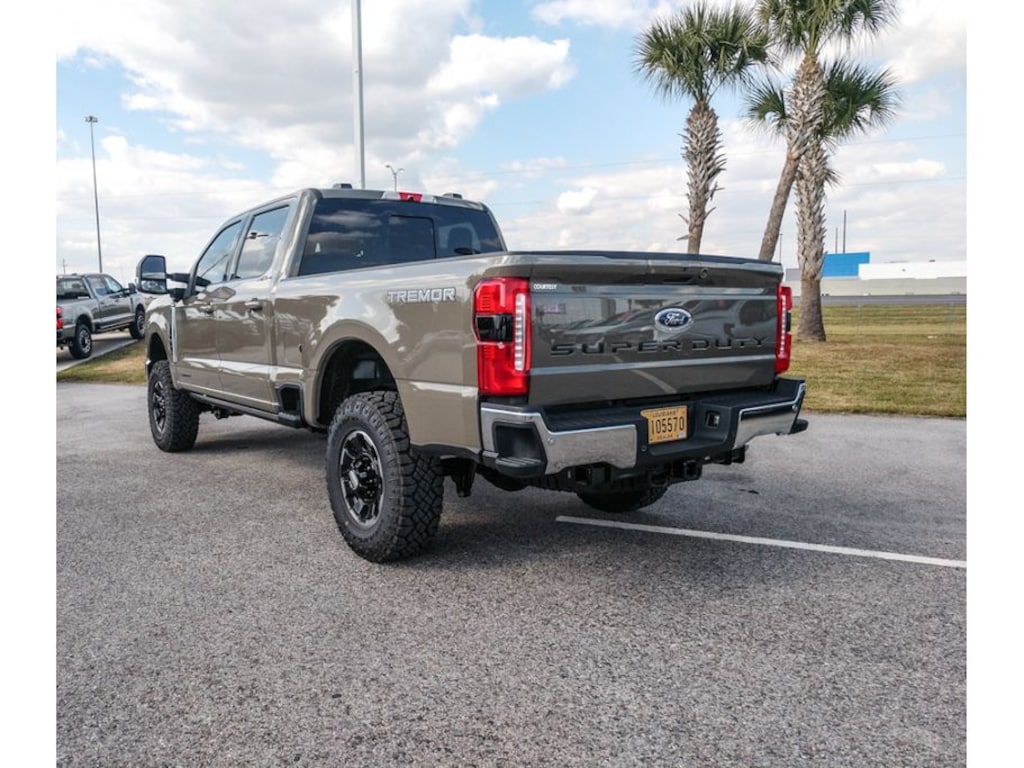 New 2026 Ford F-250 Lariat Truck Crew Cab