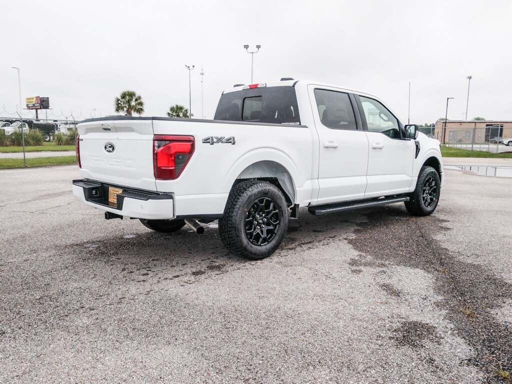 New 2026 Ford F-150 XLT Truck SuperCrew Cab