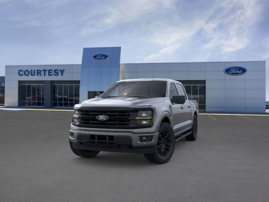 New 2025 Ford F-150 XLT Truck SuperCrew Cab