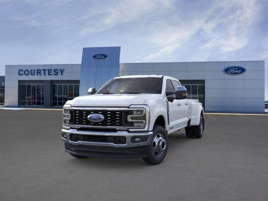New 2026 Ford F-350 Lariat Truck Crew Cab