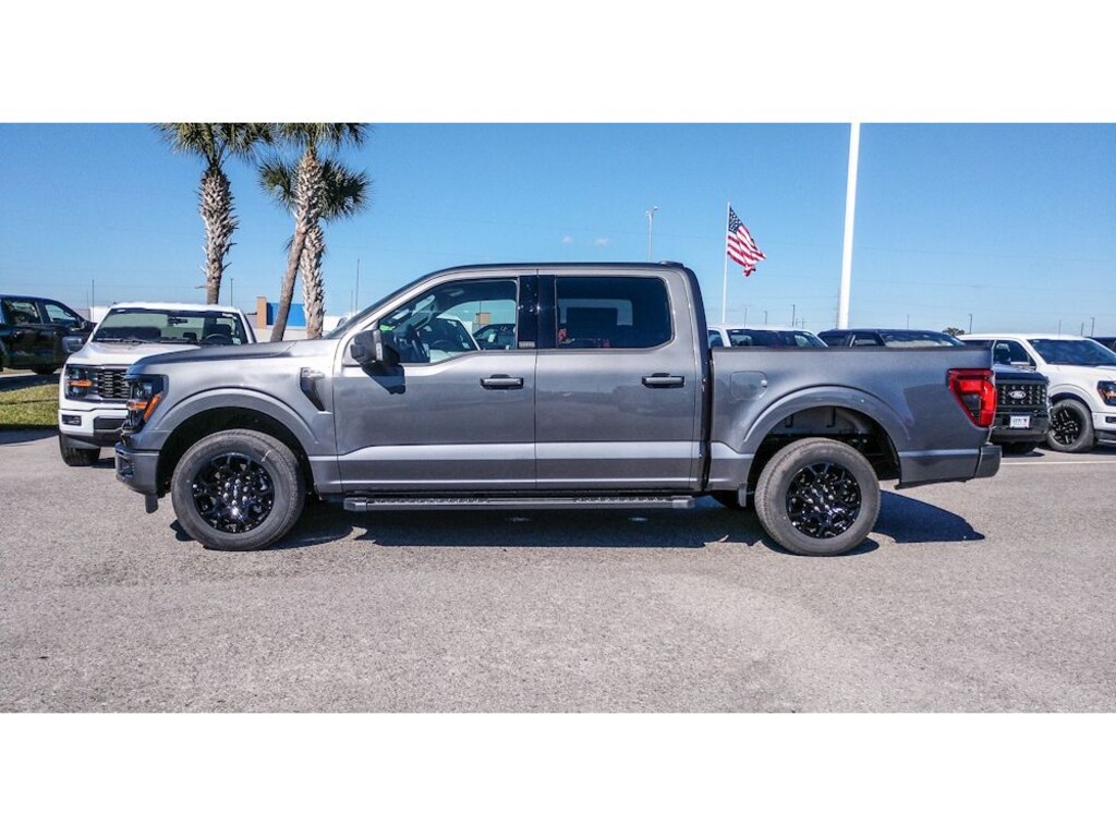 New 2025 Ford F-150 XLT Truck SuperCrew Cab