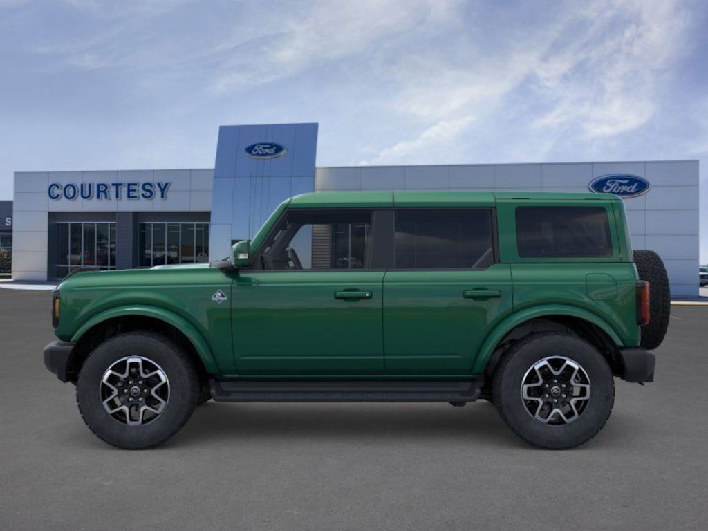New 2025 Ford Bronco Outer Banks SUV