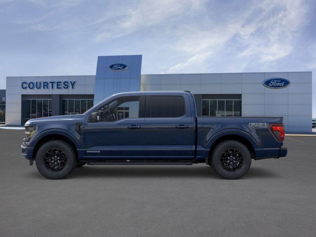 New 2025 Ford F-150 XLT Truck SuperCrew Cab