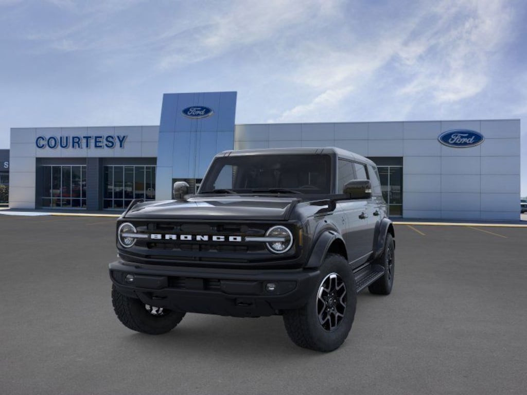New 2025 Ford Bronco Outer Banks SUV