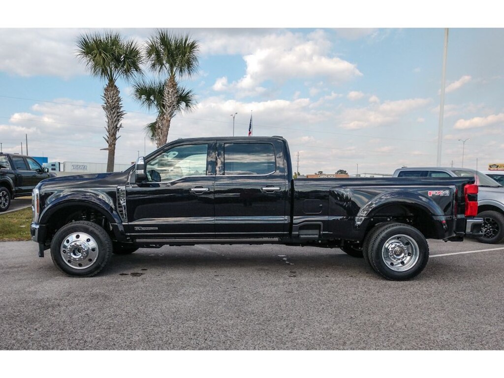 New 2026 Ford F-450 King Ranch Truck Crew Cab