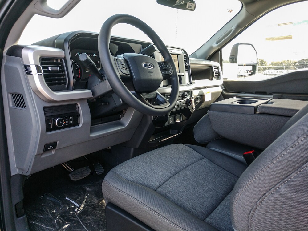 2026 Ford F-250 Super Duty XL - Photo 8