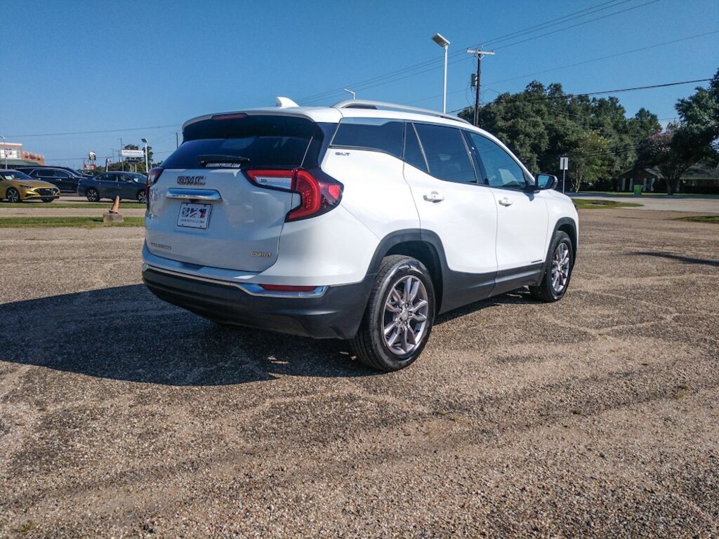 Used 2023 GMC Terrain SLT SUV
