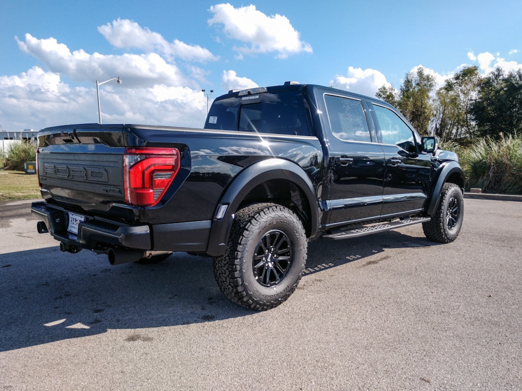 New 2025 Ford F-150 Raptor Truck SuperCrew Cab