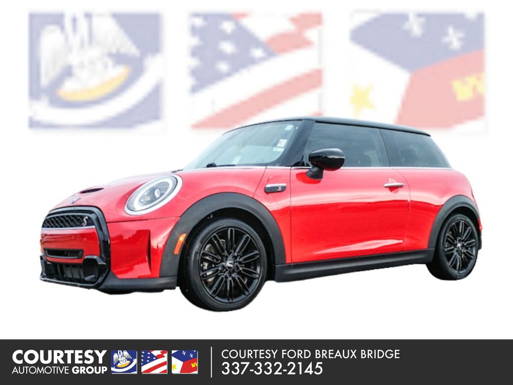 2023 MINI 3 Door S's photo