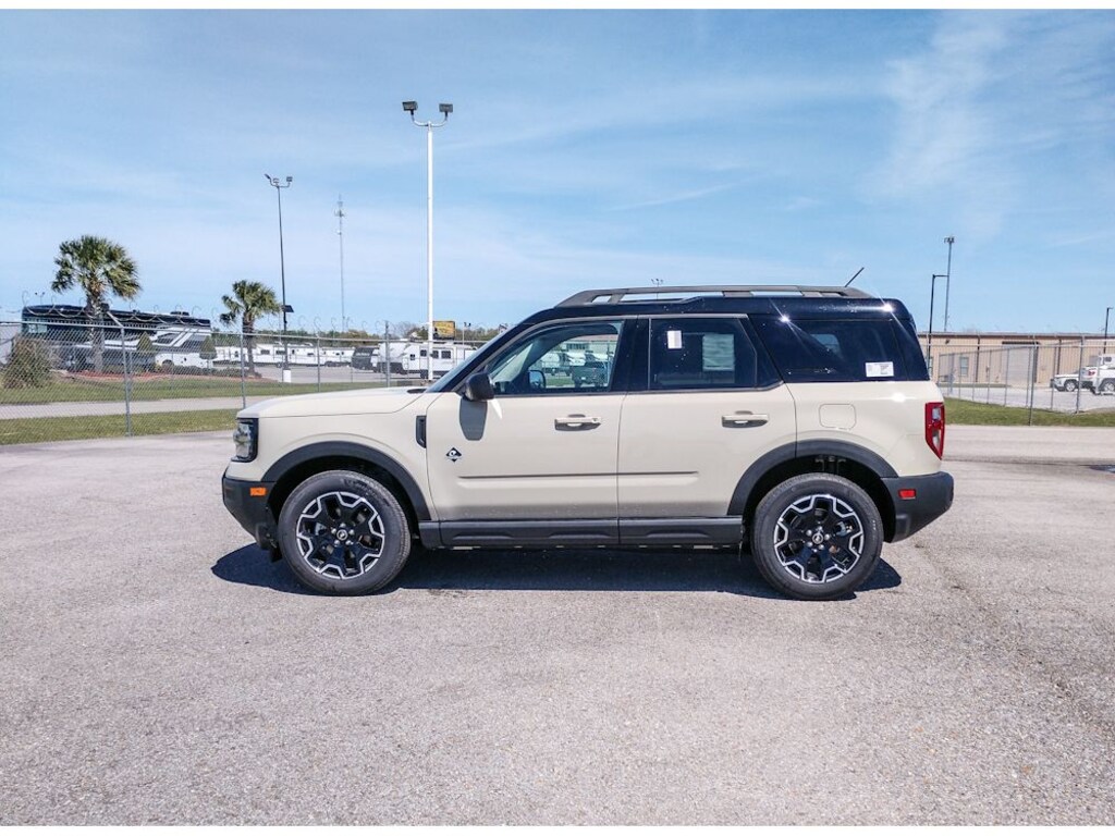 New 2025 Ford Bronco Sport Outer Banks SUV