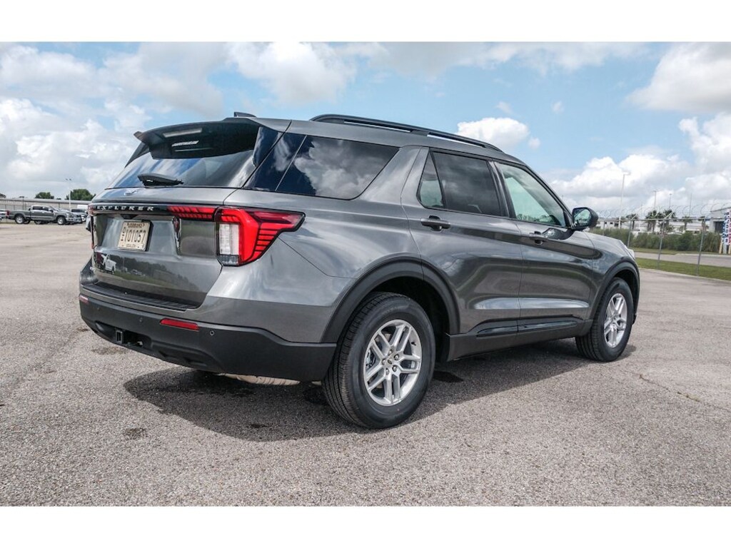 New 2026 Ford Explorer Active SUV