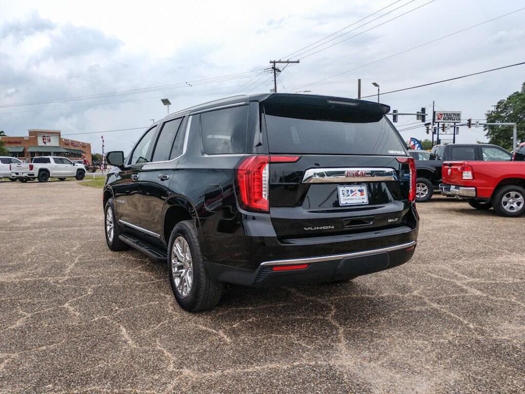 Used 2023 GMC Yukon SLT SUV