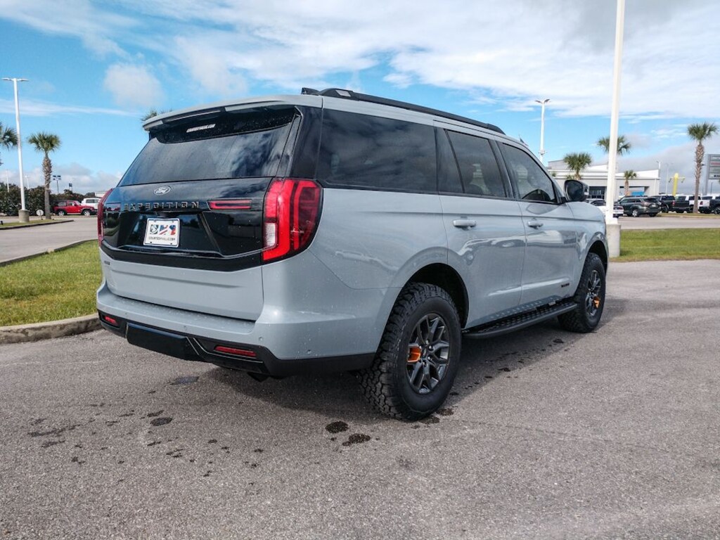 New 2025 Ford Expedition Tremor SUV