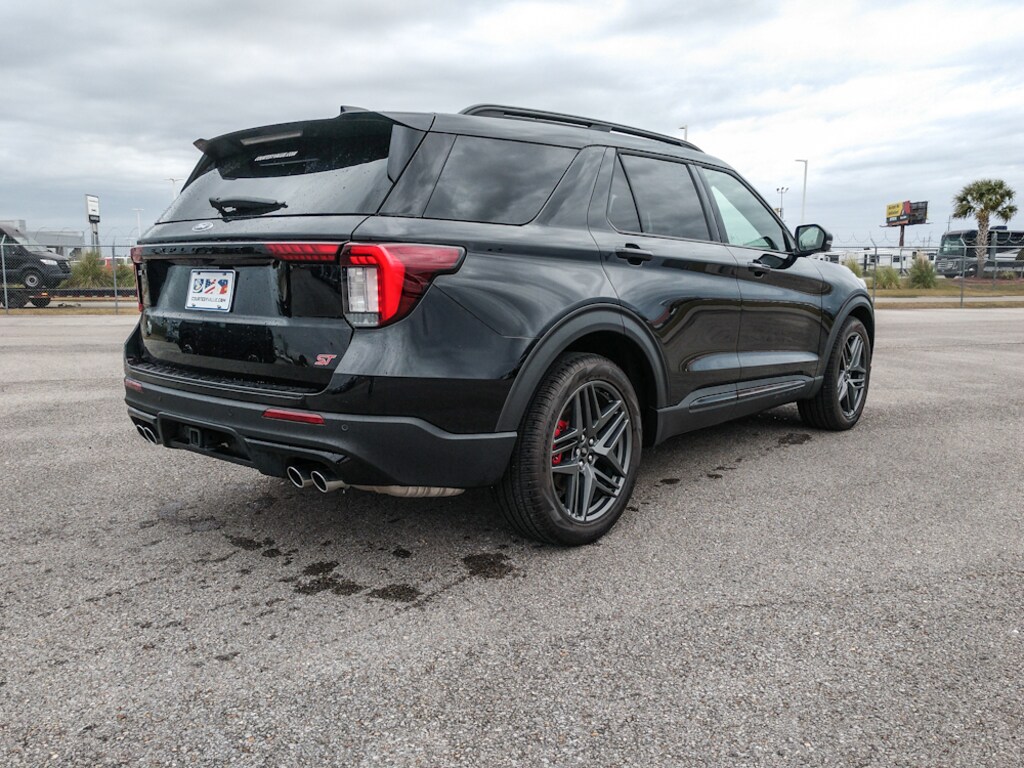 New 2025 Ford Explorer ST SUV