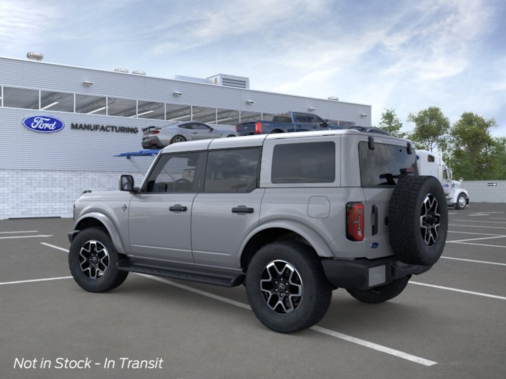 New 2026 Ford Bronco Outer Banks SUV