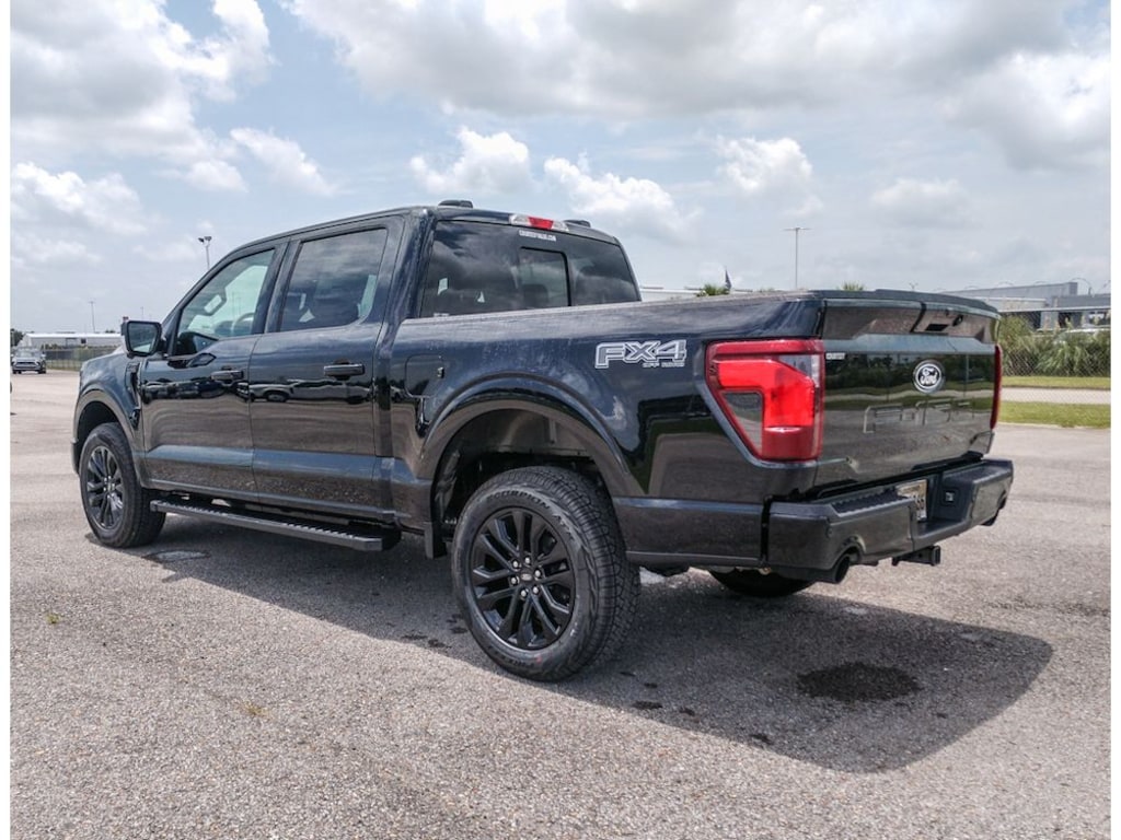 New 2026 Ford F-150 XLT Truck SuperCrew Cab