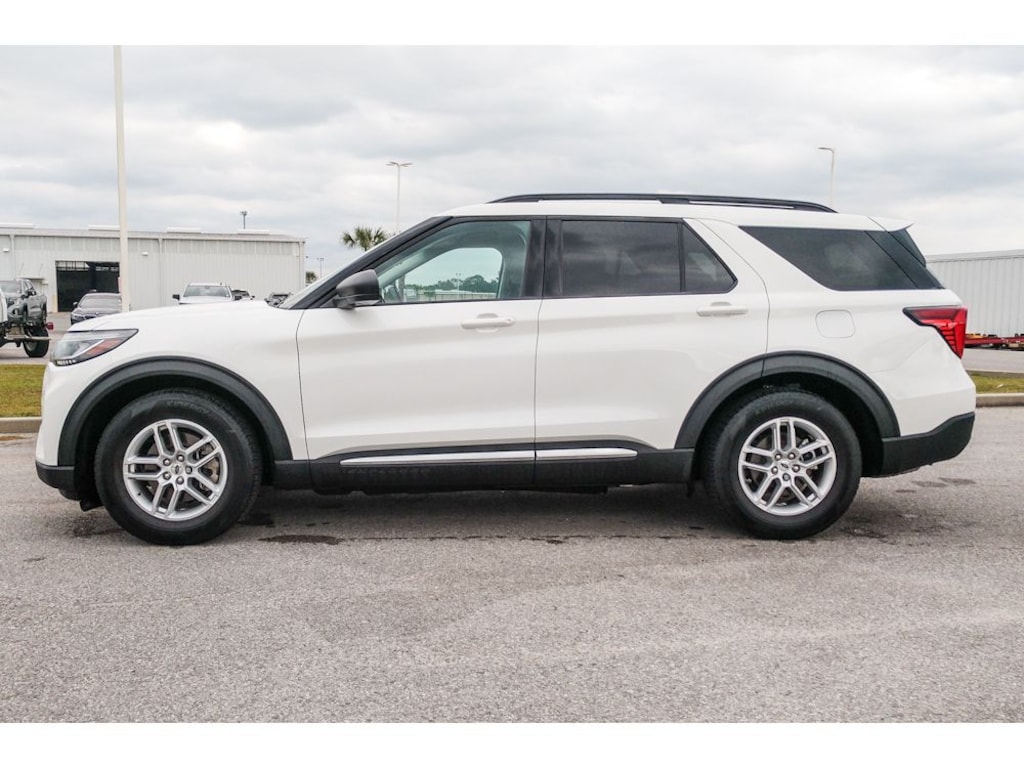 New 2025 Ford Explorer Active SUV