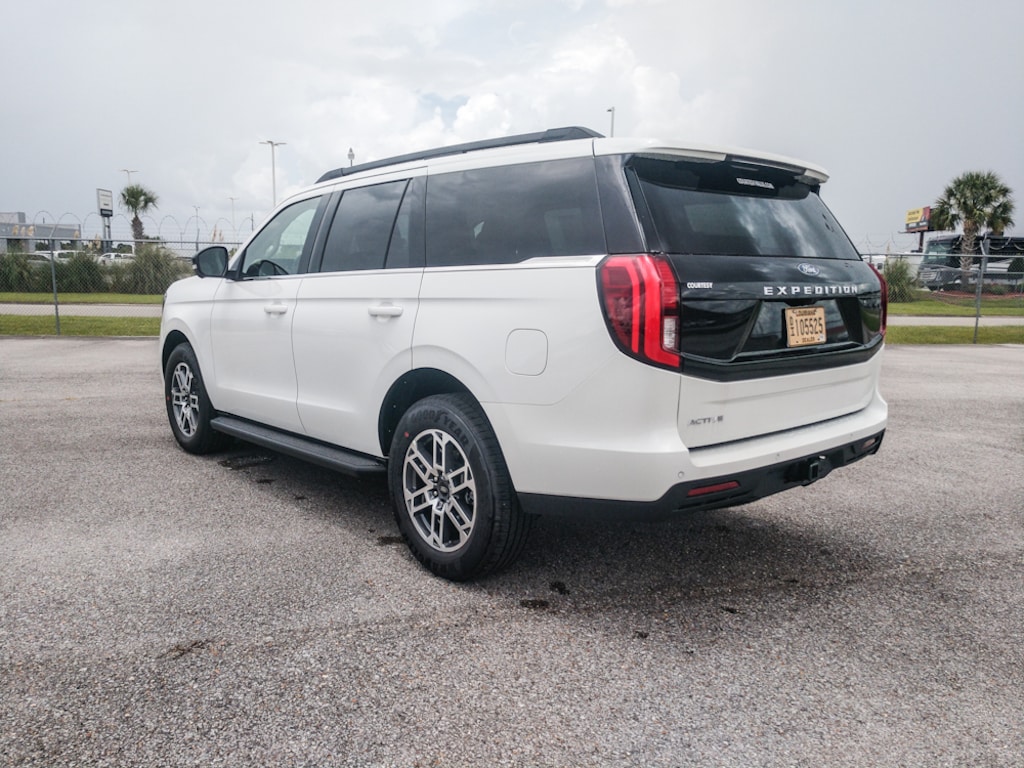 New 2026 Ford Expedition Active SUV