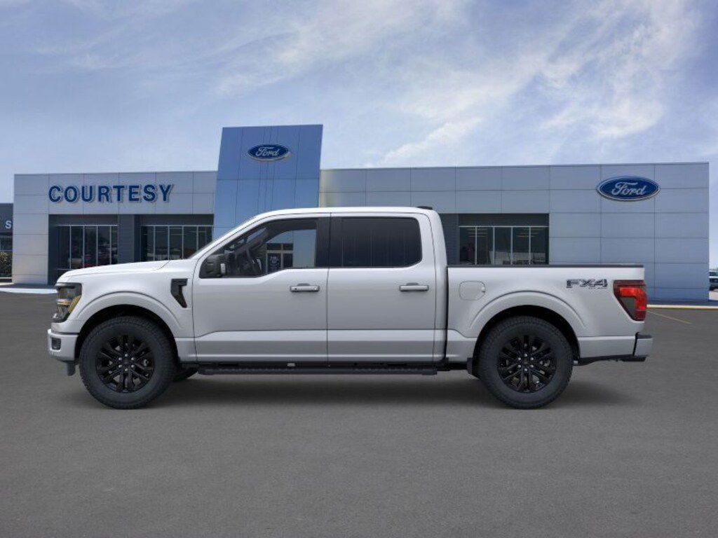 New 2025 Ford F-150 XLT Truck SuperCrew Cab