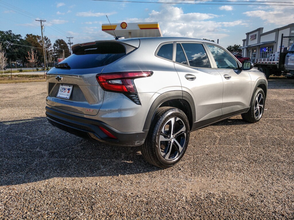 Used 2025 Chevrolet Trax 1RS SUV
