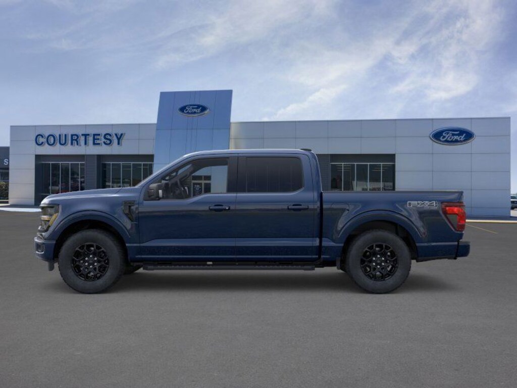 New 2025 Ford F-150 XLT Truck SuperCrew Cab