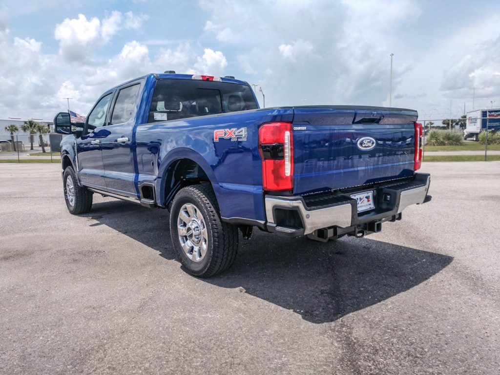 New 2026 Ford F-250 Lariat Truck Crew Cab