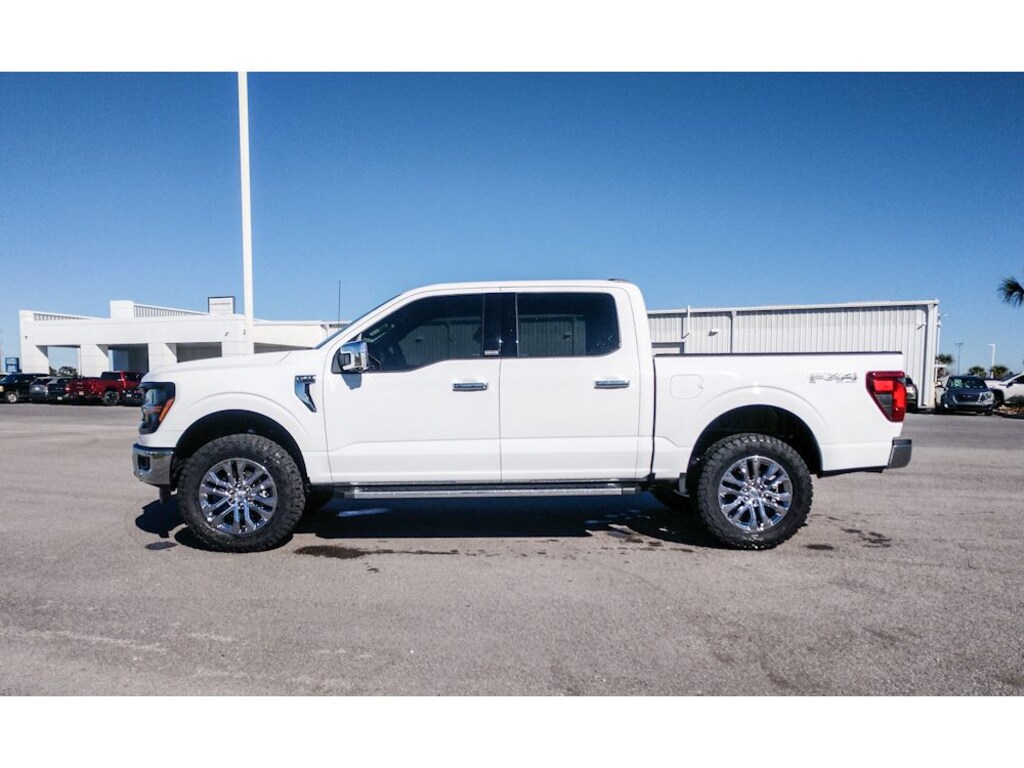 New 2025 Ford F-150 XLT Truck SuperCrew Cab