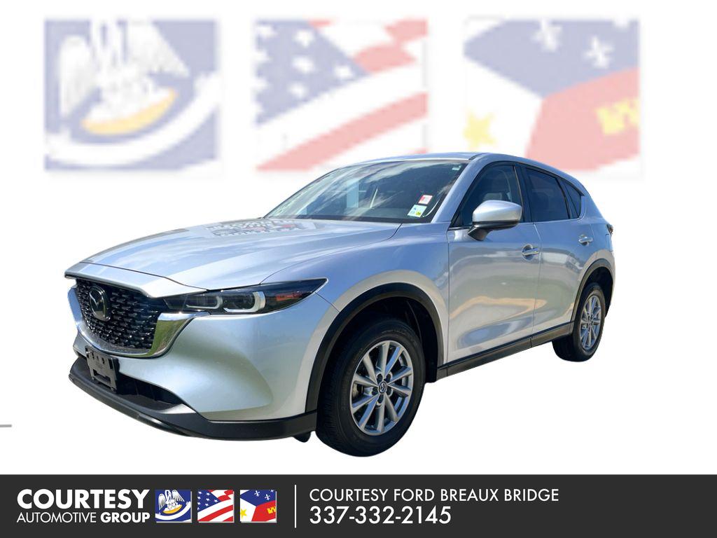 2023 Mazda CX-5 S Preferred package Auto AWD's photo