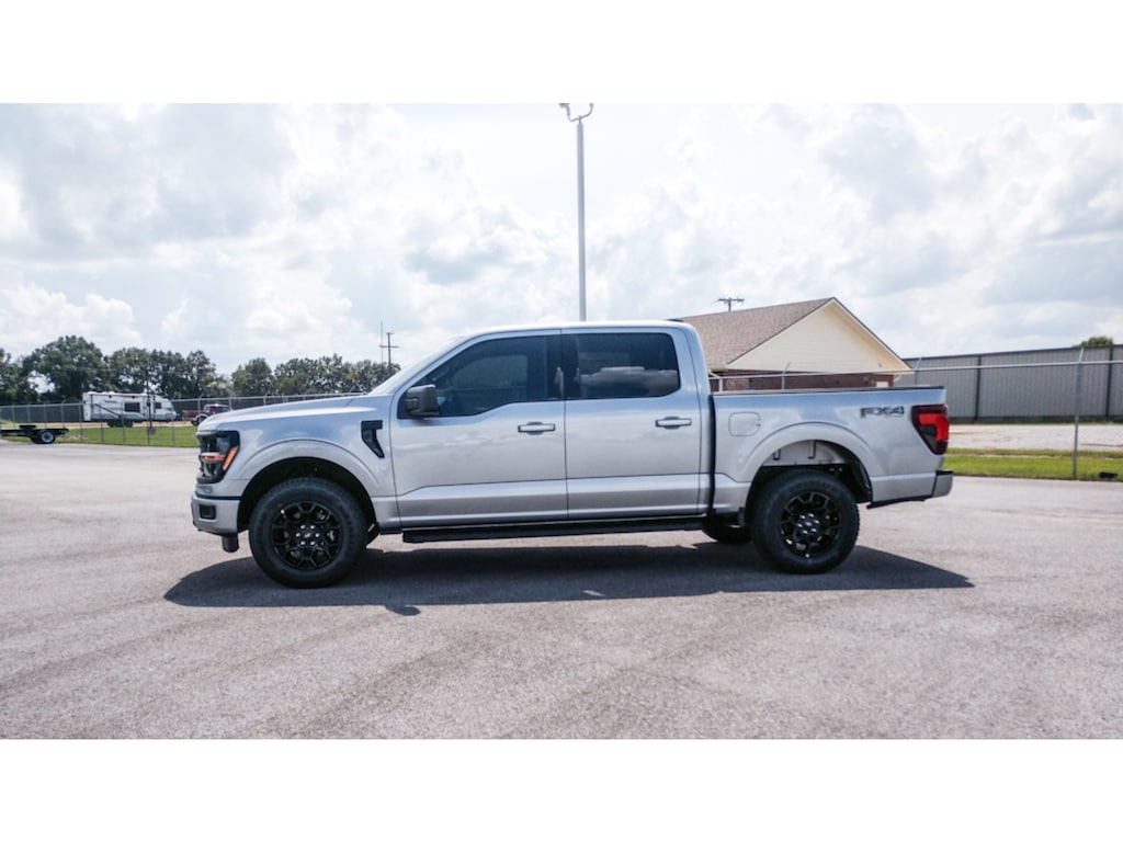 New 2026 Ford F-150 XLT Truck SuperCrew Cab