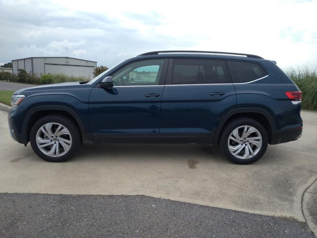 Used 2023 Volkswagen Atlas 3.6L V6 SE w/Technology SUV