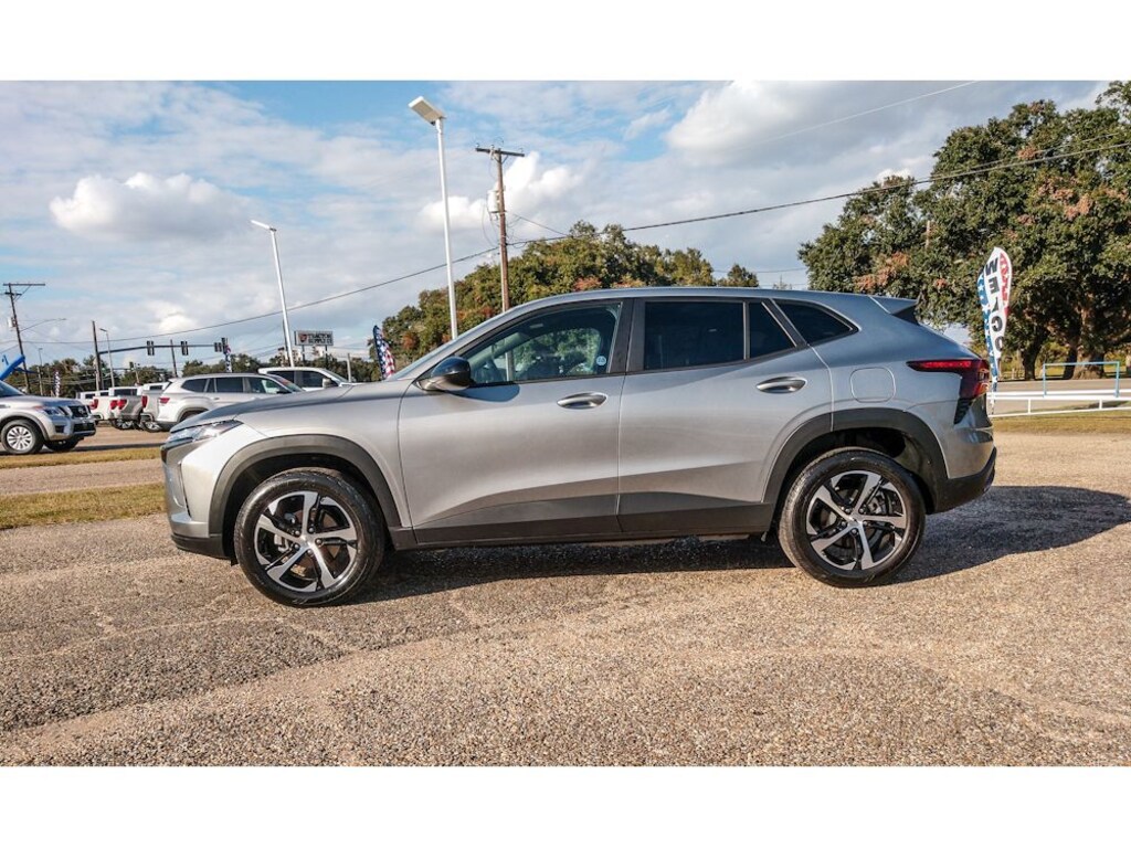 Used 2025 Chevrolet Trax 1RS SUV