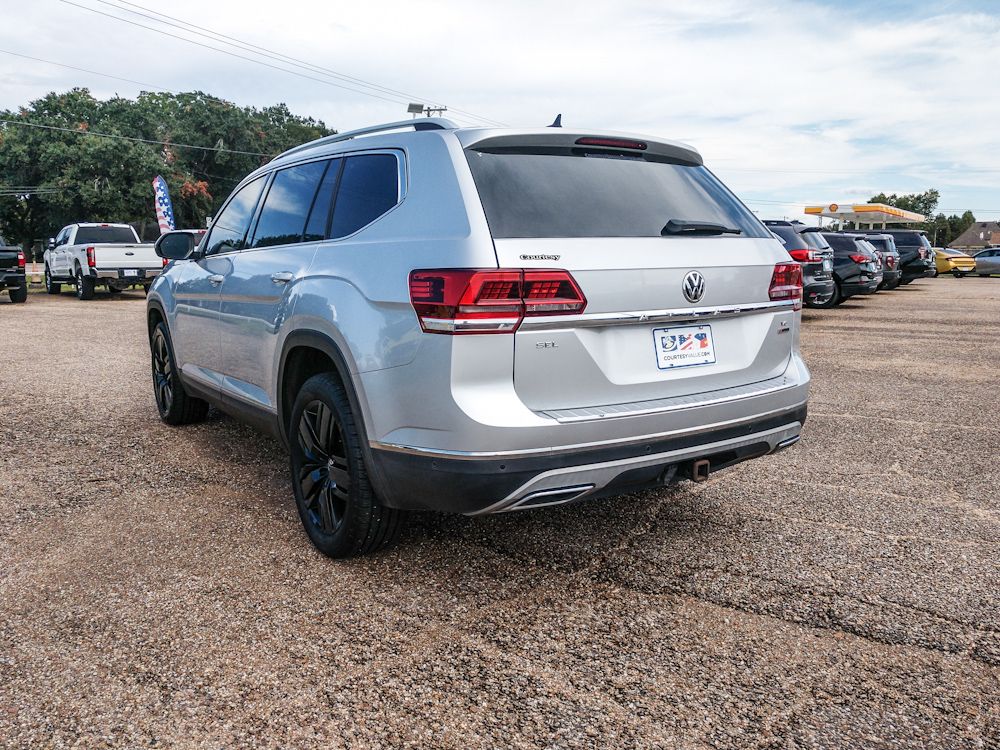 Used 2018 Volkswagen Atlas SEL Premium with VIN 1V2NR2CA5JC594904 for sale in Breaux Bridge, LA