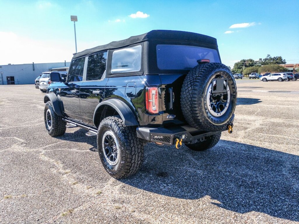 Used 2023 Ford Bronco Badlands SUV