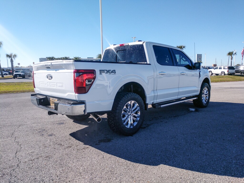 New 2025 Ford F-150 XLT Truck SuperCrew Cab
