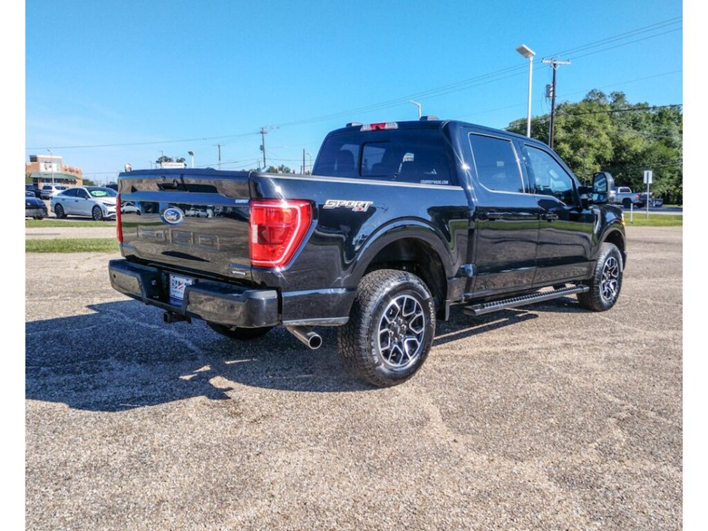 Used 2023 Ford F-150 XLT Truck SuperCrew Cab