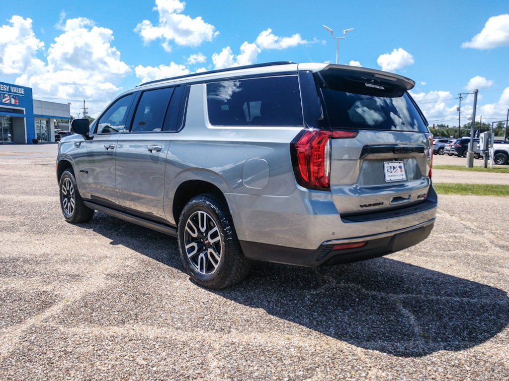 Used 2023 GMC Yukon XL AT4 SUV