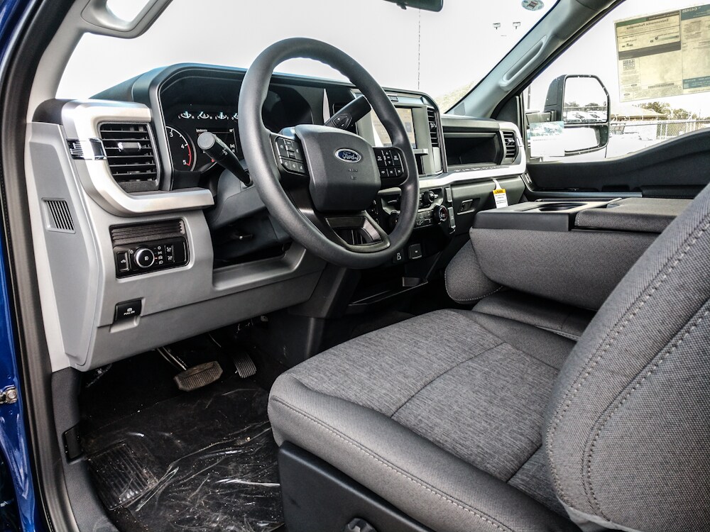 2026 Ford F-250 Super Duty XL - Photo 8