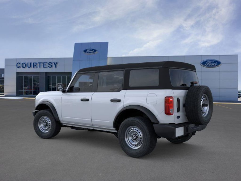 New 2025 Ford Bronco Base SUV