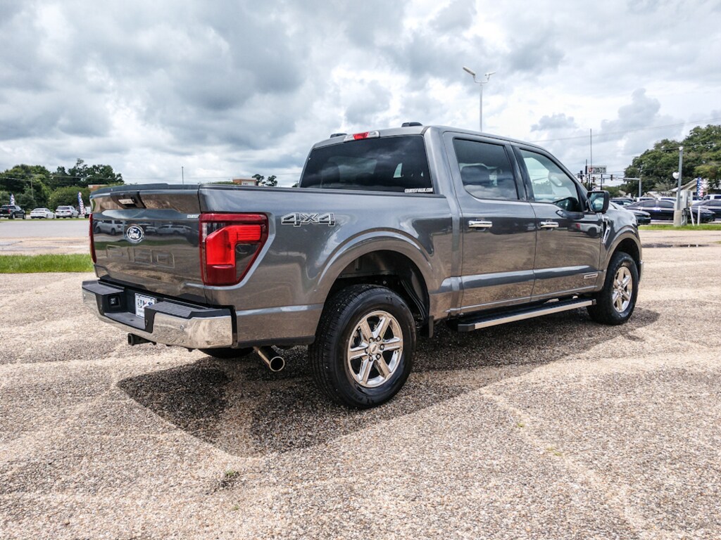 Used 2024 Ford F-150 XLT Truck SuperCrew Cab