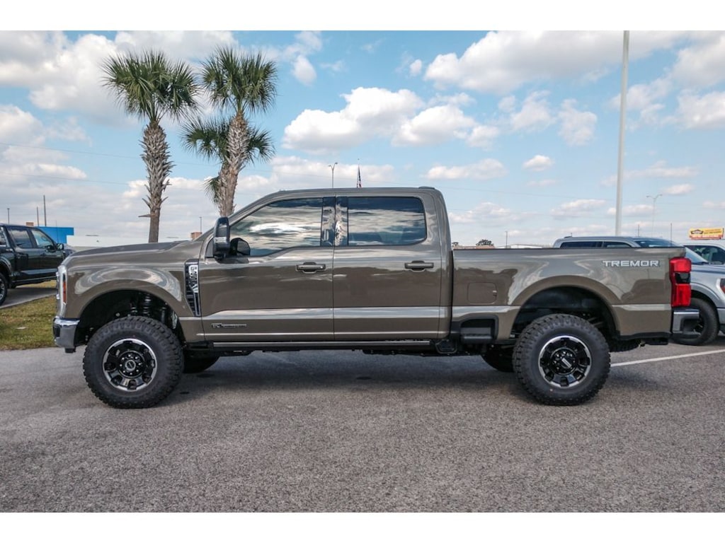 New 2026 Ford F-250 Lariat Truck Crew Cab